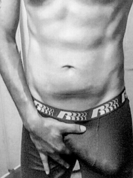 Nacktes geleaktes OnlyFans-Foto von Hendrix