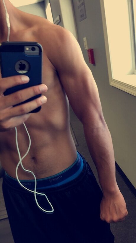 Nacktes geleaktes OnlyFans-Foto von Manny