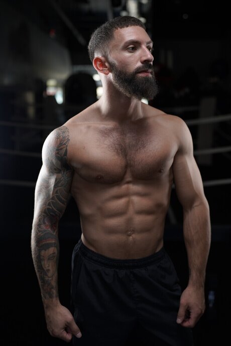 Nacktes geleaktes OnlyFans-Foto von Johnny Bravado
