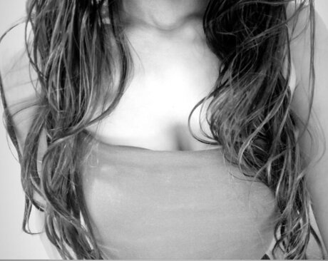 Nacktes geleaktes OnlyFans-Foto von Eryn Zarch