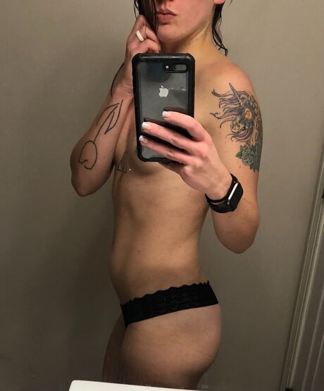 Nacktes geleaktes OnlyFans-Foto von Whiskycryptid