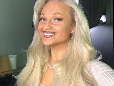 Nacktes geleaktes OnlyFans-Foto von Nathalie Lemmetyinen