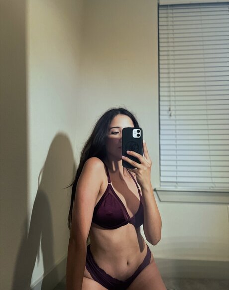 Nacktes geleaktes OnlyFans-Foto von Jadeamplt3