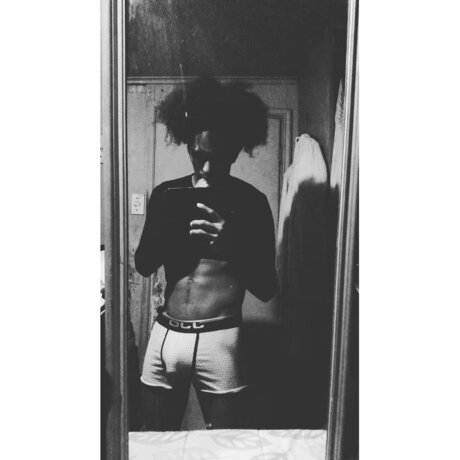 Nacktes geleaktes OnlyFans-Foto von Iamfranncis