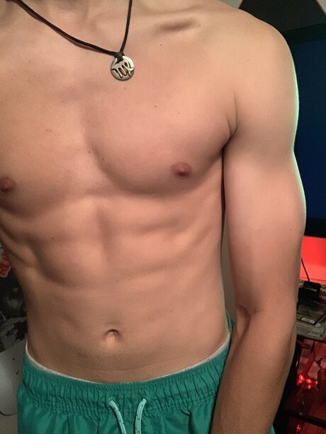 Nacktes geleaktes OnlyFans-Foto von Joseph