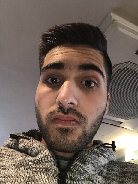Nacktes geleaktes OnlyFans-Foto von Matthew Cowell