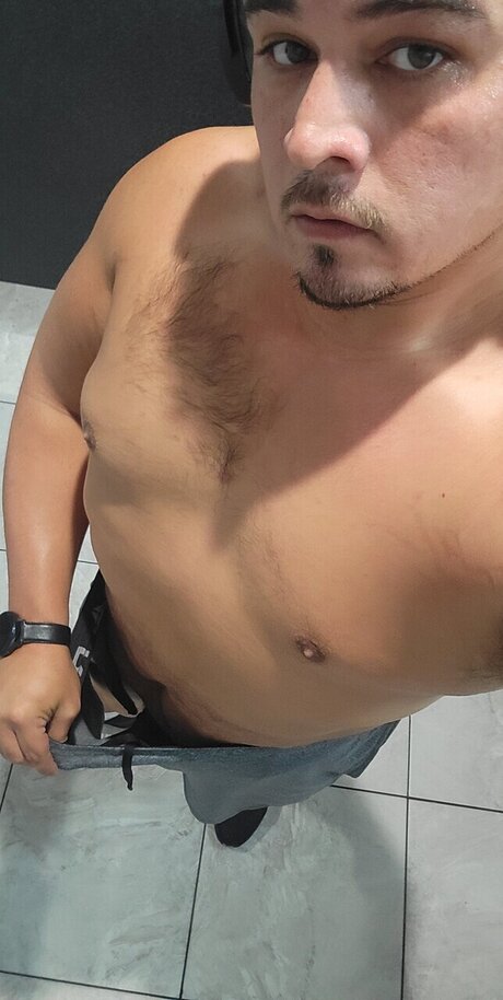 Nacktes geleaktes OnlyFans-Foto von Swokieguy
