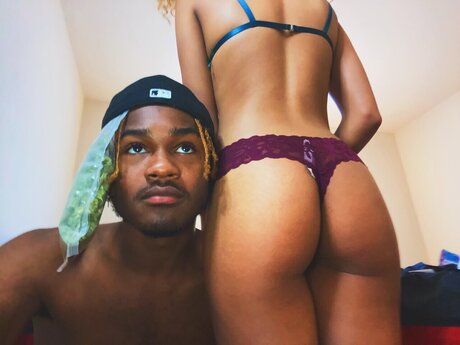 Nacktes geleaktes OnlyFans-Foto von Shhhh