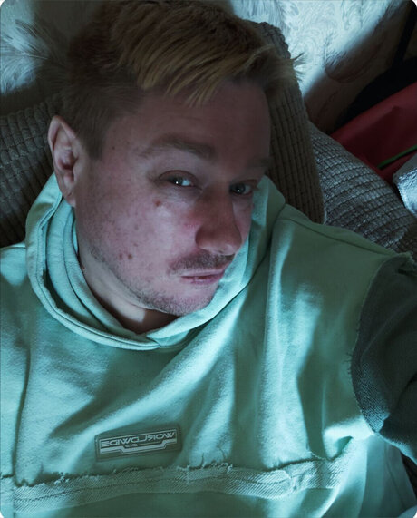 Nacktes geleaktes OnlyFans-Foto von Leo 