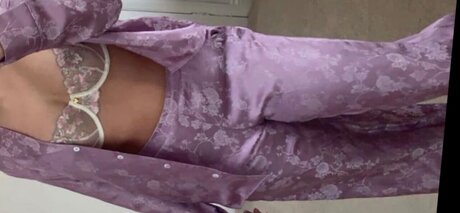 Nacktes geleaktes OnlyFans-Foto von Itslll