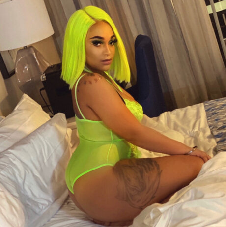 Nacktes geleaktes OnlyFans-Foto von Raebae