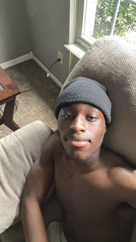 Nacktes geleaktes OnlyFans-Foto von Blackknight
