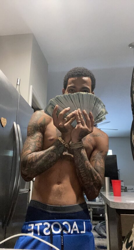 Nacktes geleaktes OnlyFans-Foto von Mandinglo
