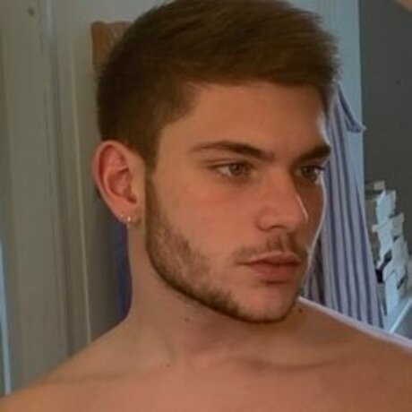 Nacktes geleaktes OnlyFans-Foto von Hugolin 