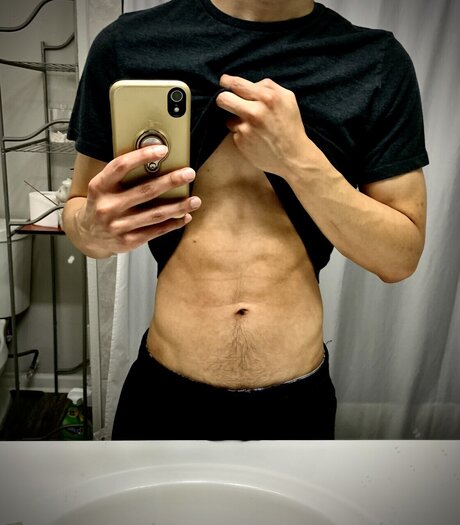 Nacktes geleaktes OnlyFans-Foto von Juice