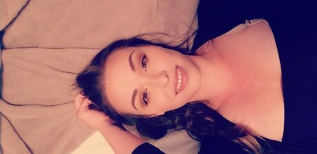 Nacktes geleaktes OnlyFans-Foto von Tessa Dawn