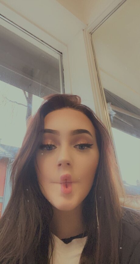 Nacktes geleaktes OnlyFans-Foto von Angelica