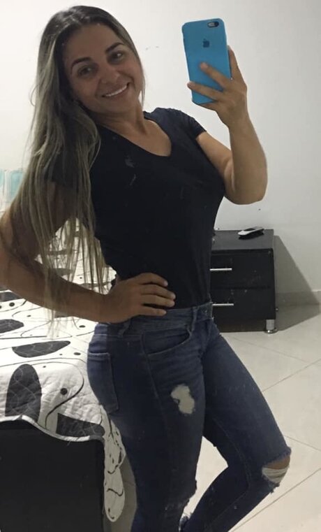 Nacktes geleaktes OnlyFans-Foto von Nury Bernal