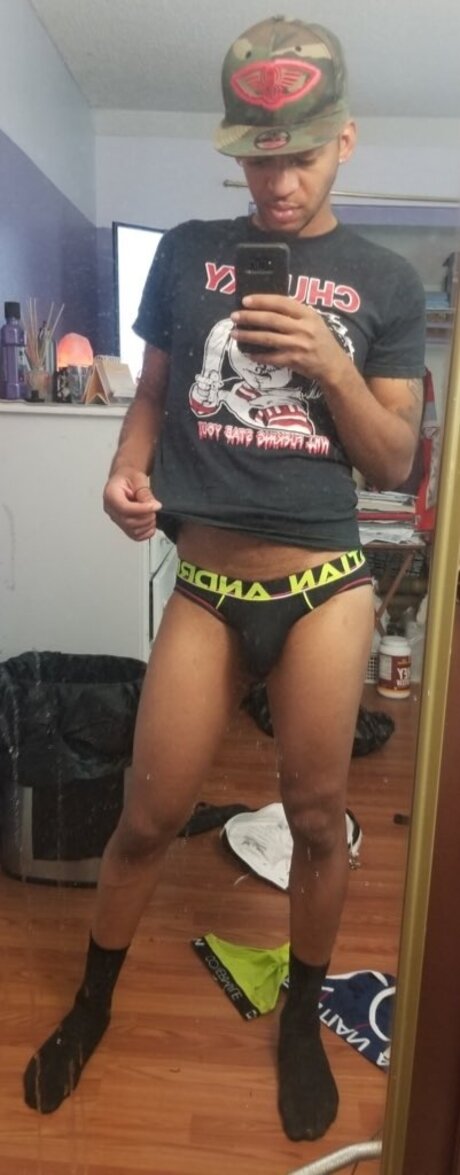 Nacktes geleaktes OnlyFans-Foto von Hesononlyfans