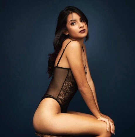 Nacktes geleaktes OnlyFans-Foto von Talli Sophia