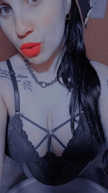 Nacktes geleaktes OnlyFans-Foto von Liaa