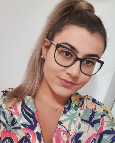 Nacktes geleaktes OnlyFans-Foto von Andreea Ionescu