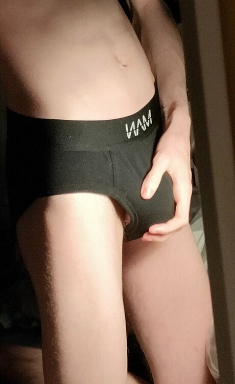 Nacktes geleaktes OnlyFans-Foto von Alex Magin