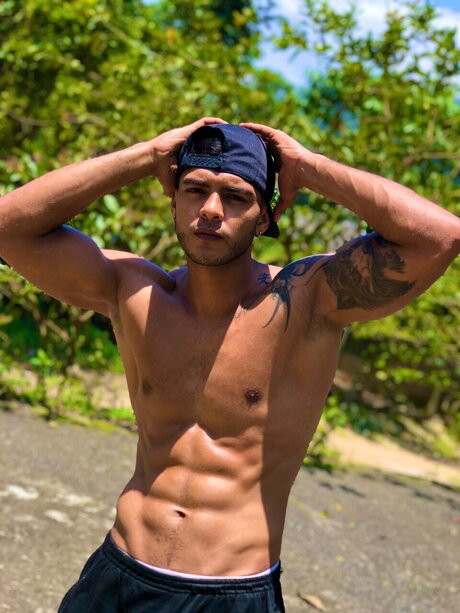 Nacktes geleaktes OnlyFans-Foto von Eduardo Mendoza Caleo