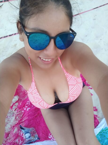 Nacktes geleaktes OnlyFans-Foto von Alexa