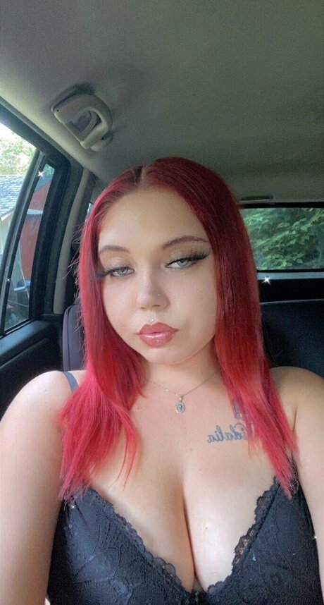 Nacktes geleaktes OnlyFans-Foto von Ninae Renee