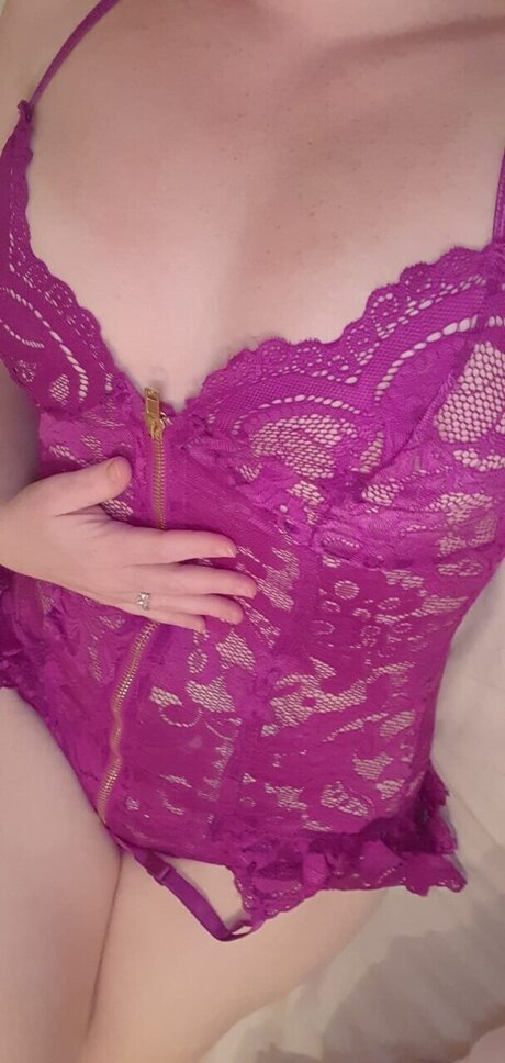 Nacktes geleaktes OnlyFans-Foto von Stacey Stoma
