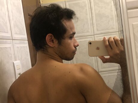 Nacktes geleaktes OnlyFans-Foto von Guto Kings
