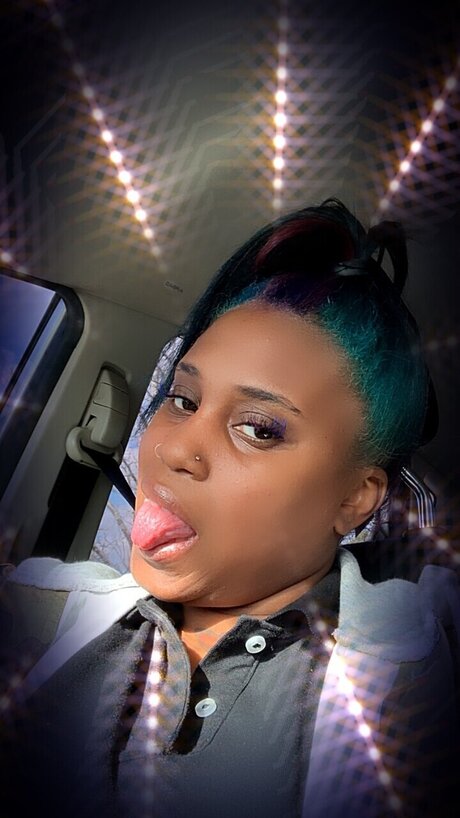 Nacktes geleaktes OnlyFans-Foto von Lola