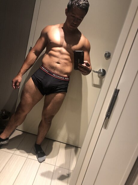 Nacktes geleaktes OnlyFans-Foto von Jonathan