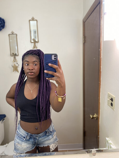 Nacktes geleaktes OnlyFans-Foto von Pretty Chocolate 