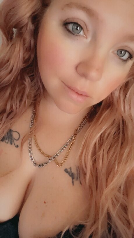 Nacktes geleaktes OnlyFans-Foto von Trina
