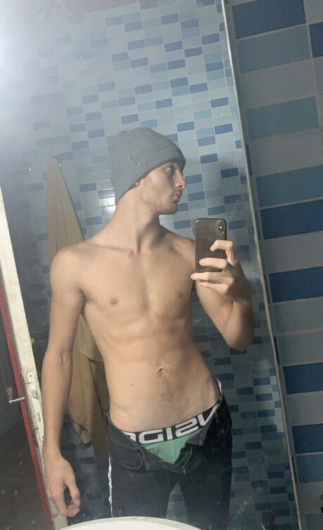 Nacktes geleaktes OnlyFans-Foto von David