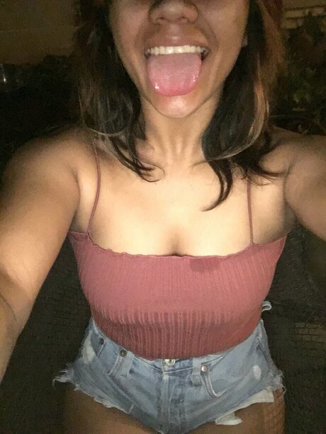 Nacktes geleaktes OnlyFans-Foto von Arianna