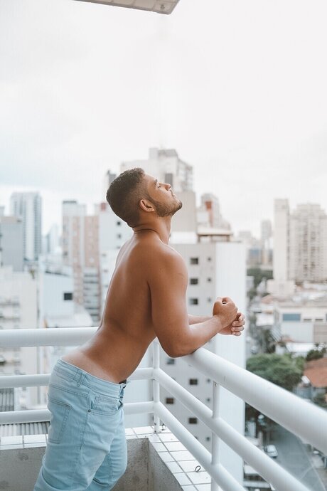 Nacktes geleaktes OnlyFans-Foto von Alvarez
