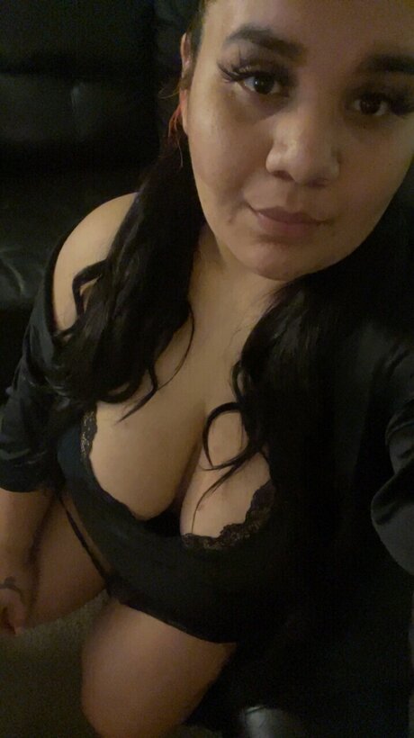 Nacktes geleaktes OnlyFans-Foto von Hazel
