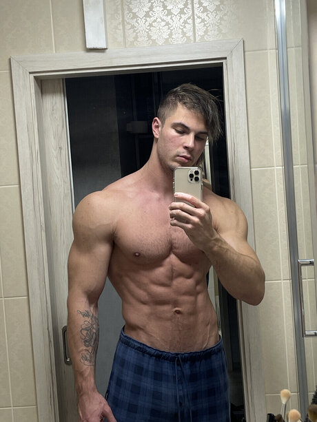 Nacktes geleaktes OnlyFans-Foto von Aleksandr