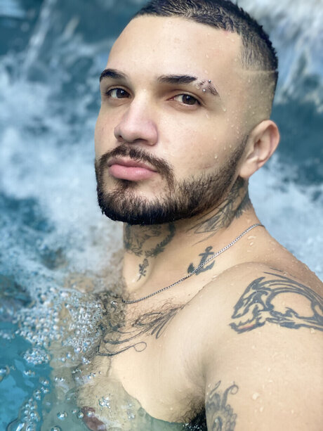 Nacktes geleaktes OnlyFans-Foto von Guilherme Carvalho