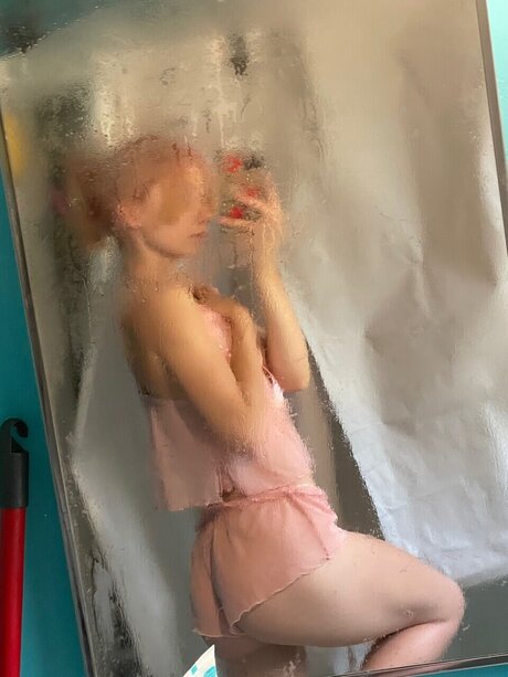 Nacktes geleaktes OnlyFans-Foto von Devvy