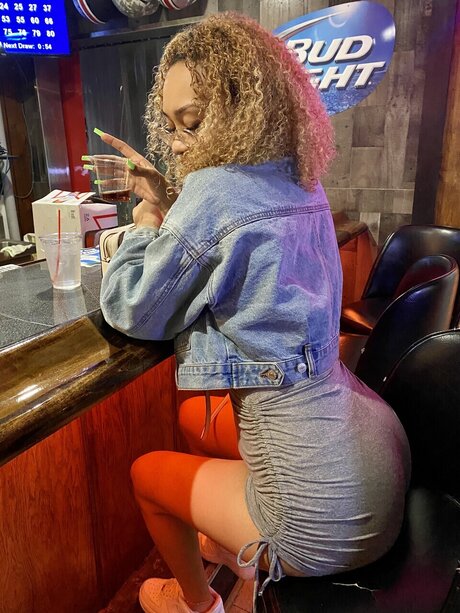 Nacktes geleaktes OnlyFans-Foto von Hazel