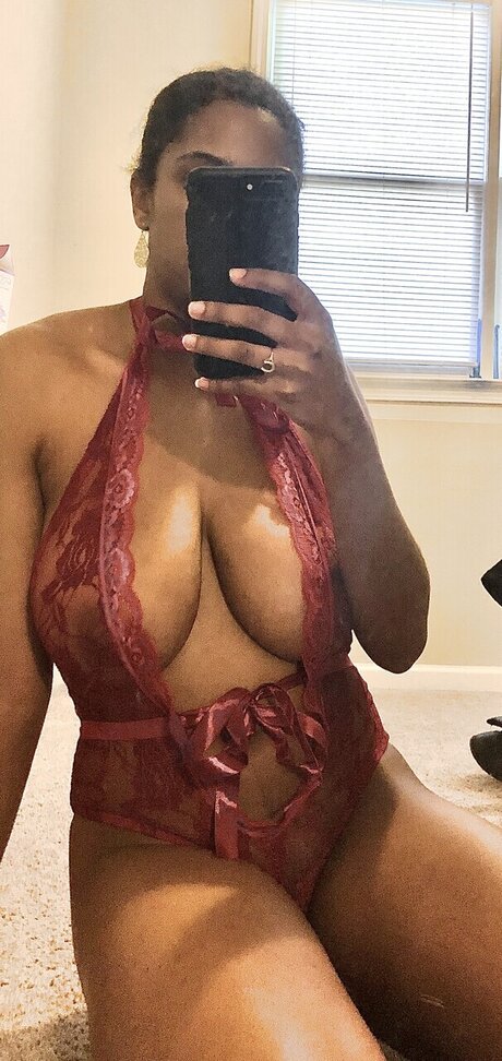 Nacktes geleaktes OnlyFans-Foto von Miss Titty Galore