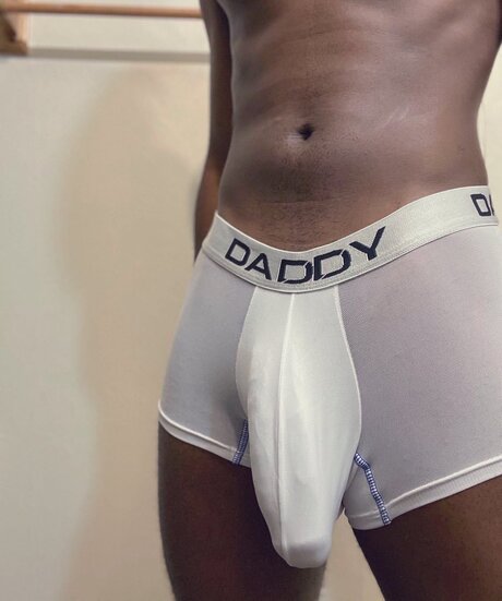 Nacktes geleaktes OnlyFans-Foto von Strokevolume