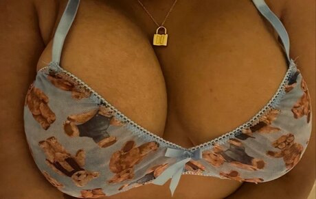 Nacktes geleaktes OnlyFans-Foto von Cyndi Amplt3
