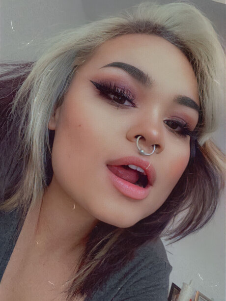 Nacktes geleaktes OnlyFans-Foto von Annphibian