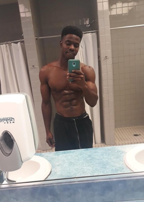 Nacktes geleaktes OnlyFans-Foto von Cody