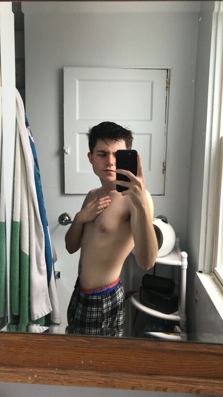 Nacktes geleaktes OnlyFans-Foto von U156980931